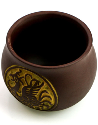 фото - Чашка глиняная “Дракон и Феникс” Suzaku коричневая 80 мл.