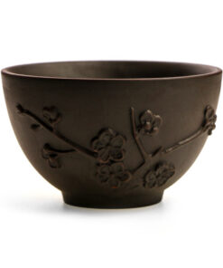 фото - Пиала для чая “Сливовая ветка”  черная исинская глина 80 мл