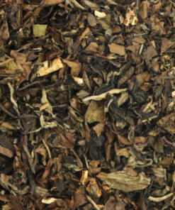 фото - Белый чай Шоу Мэй (Брови старца) с кусочками мандарина