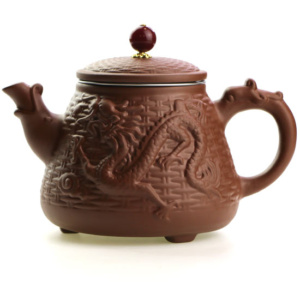 фото - Чайник коричневый дракон с фениксом в корзине из исинской глины,  объем 500 мл