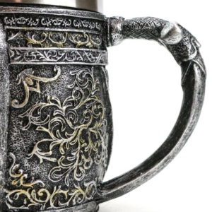 фото - чаша из полистоуна Череп в шлеме 14.5х9.5х11.5