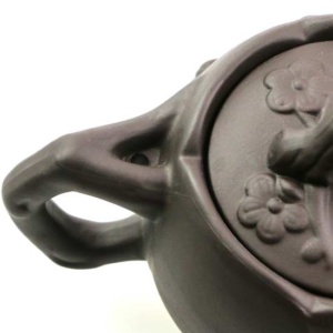 фото - чайник глиняный цветение сливі c ситом  черный 550 мл