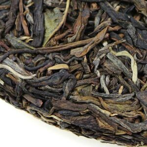 фото - Шен Пуер Меньхай. сырье 2015г производство 2021г 357г бан чжан