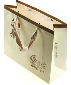 фото - пакет подарочній 27х23х10