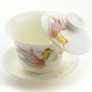 фото - (Копія)Гайвань  Красное и Черное,  с парящей крышкой,  фарфор, 150 мл