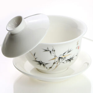 фото - Гайвань , з невагомою кришкою і блюдцем, порцеляна Дехуа, 150 мл